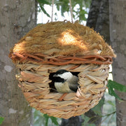 Grass Roosting Pocket Bird House Round